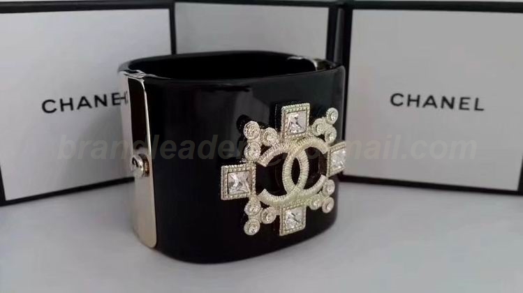 Chanel Bangles 80